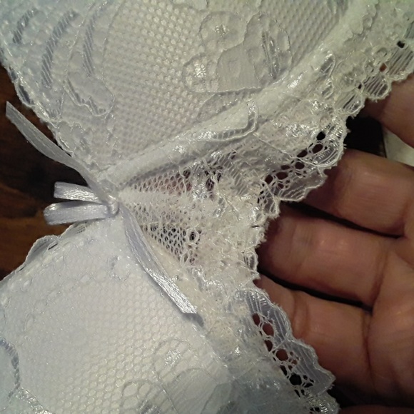 Feminine NWOT 34A Sexy Rene Rofe White Padded underwire Push Up Bra - Picture 5 of 10